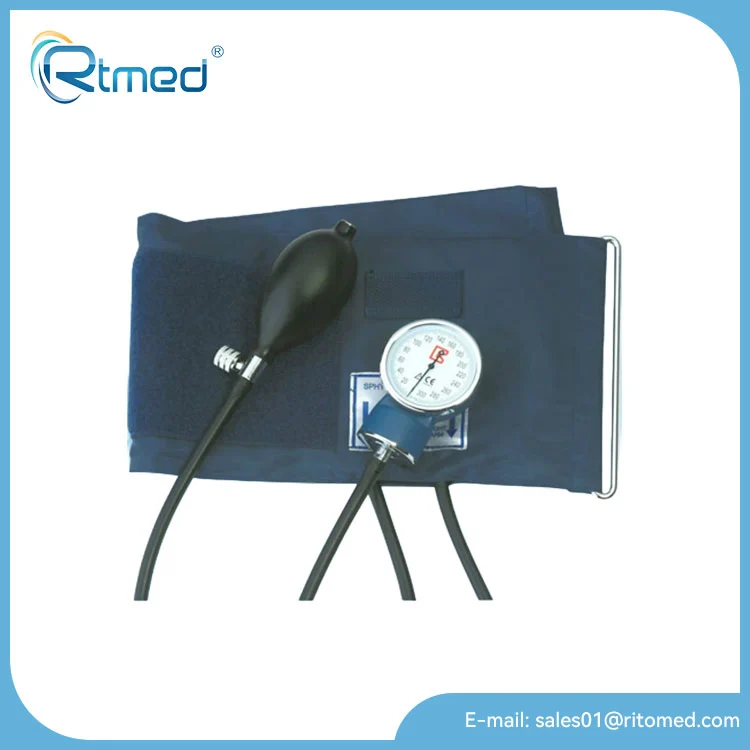 Sphygmomanomètre anéroïde de type européen